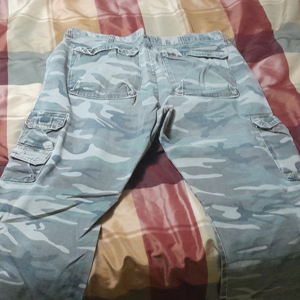 Wrangler Jean company camo cargo pants 36x32 - Picture 8 of 8